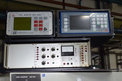 Los 45 - CNC-Innenrundschleifmaschine