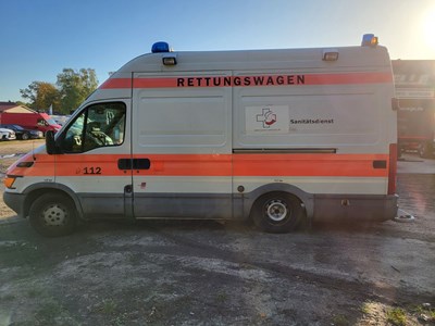 Los 33 - Krankenkraftwagen