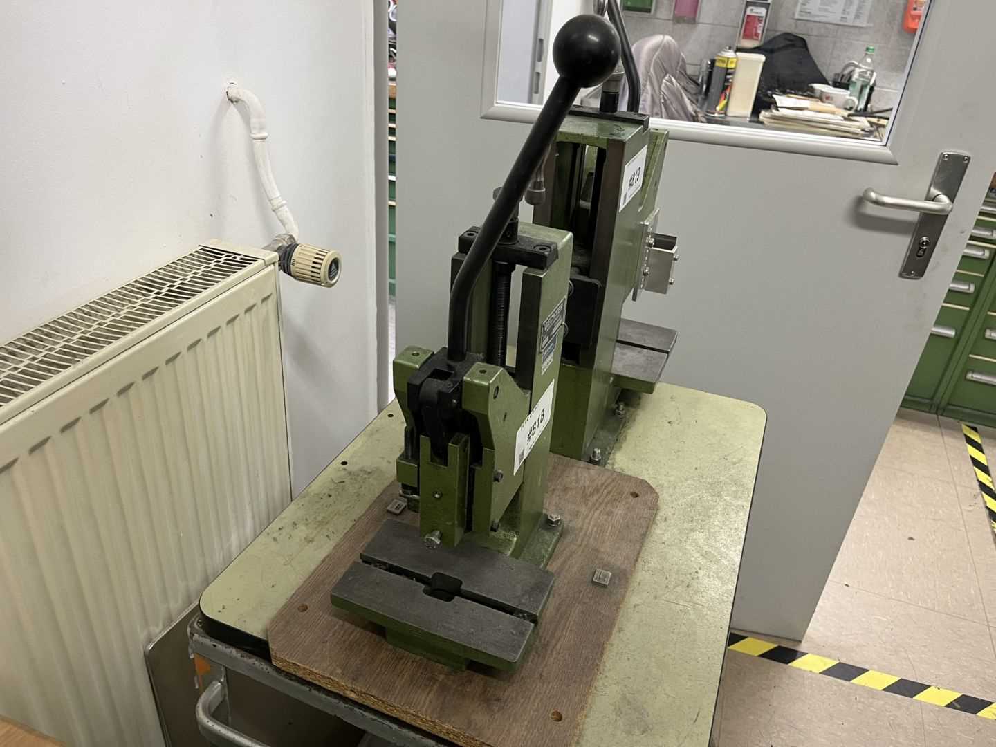 Los 15 - Kniehebelpresse