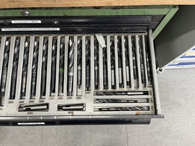 Los 53 - Werkzeugschubladenschrank