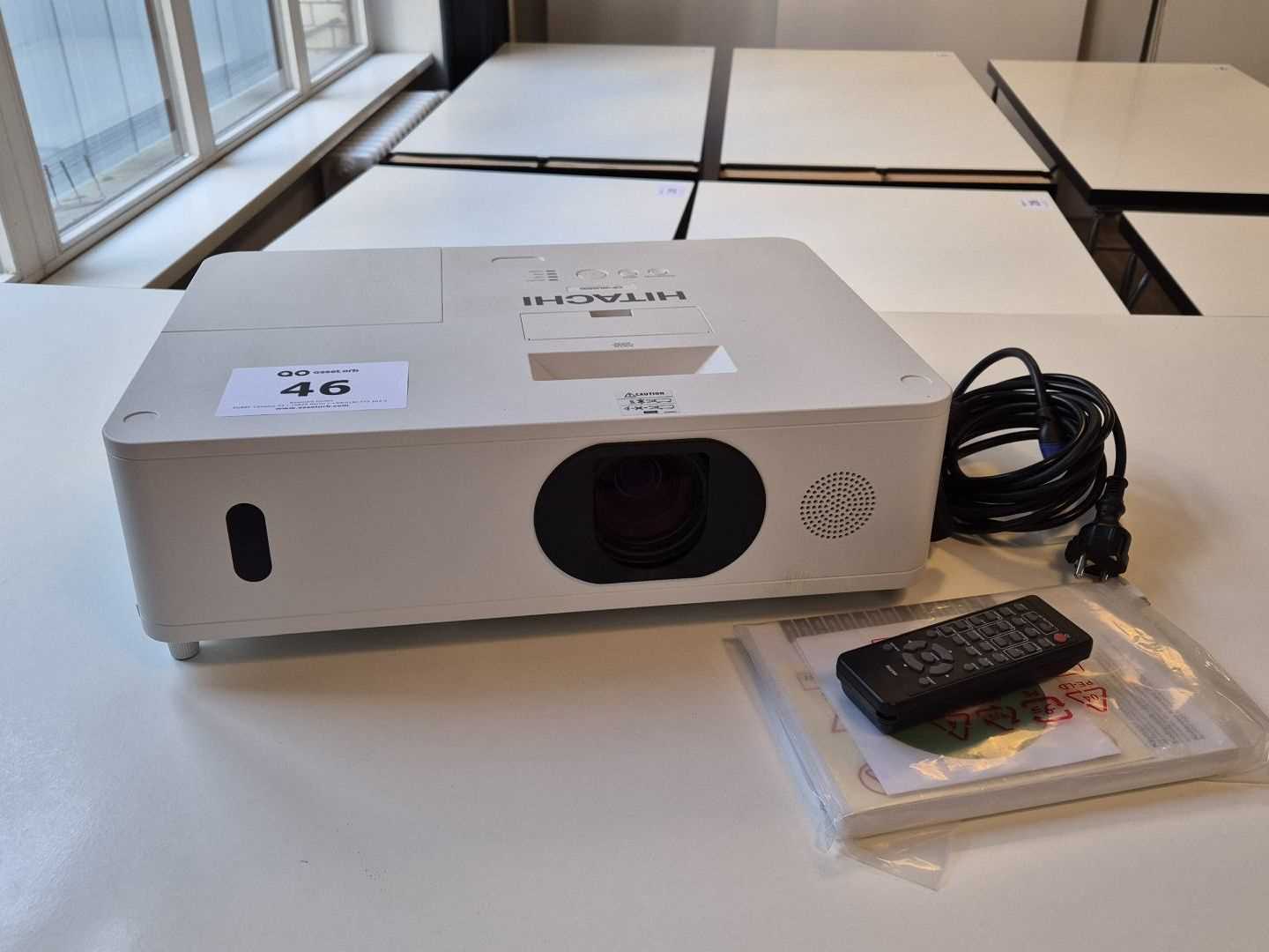 Los 46 - LCD-Projektor