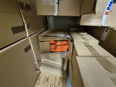 Los 498 - Posten Kunststoffbauteile Akkupack