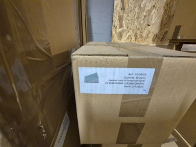 Los 498 - Posten Kunststoffbauteile Akkupack