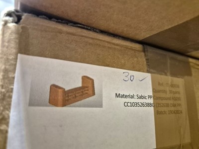 Los 498 - Posten Kunststoffbauteile Akkupack