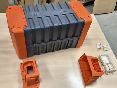 Los 498 - Posten Kunststoffbauteile Akkupack