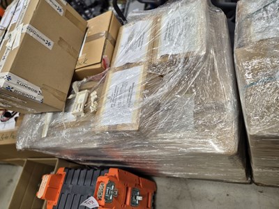 Los 498 - Posten Kunststoffbauteile Akkupack