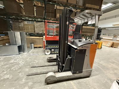 Los 7 - Elektro-Schubmaststapler mit Triplexmast