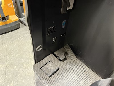 Los 7 - Elektro-Schubmaststapler mit Triplexmast