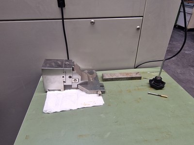 Los 2 - Drahterodiermaschine