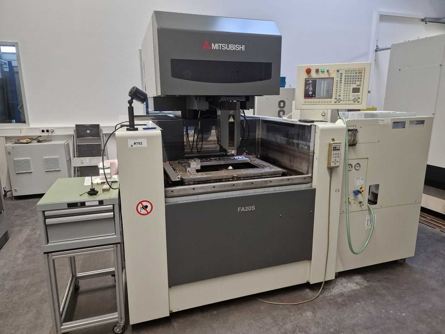 Los 2 - Drahterodiermaschine