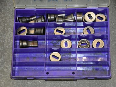 Los 106 - Lochstanzen (2x)