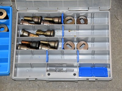Los 106 - Lochstanzen (2x)