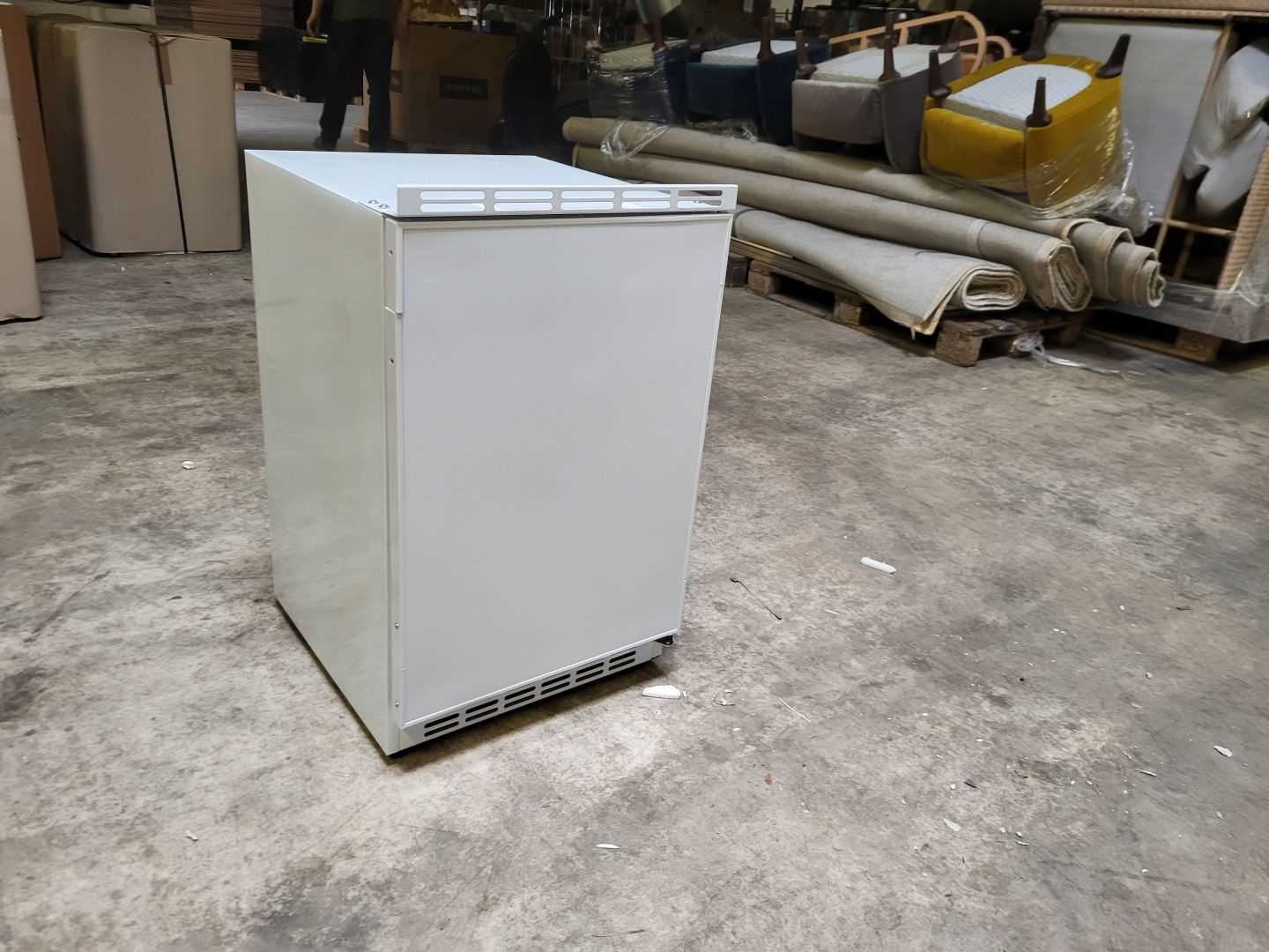 Los 186 - Unterbau-Kühlschrank mit Gefrierfach
