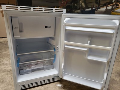 Los 186 - Unterbau-Kühlschrank mit Gefrierfach