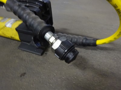 Los 1520 - Handpumpen ENERPAC P392 (9x)