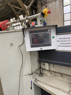Los 3033 - Hydraulische Tafelschere
