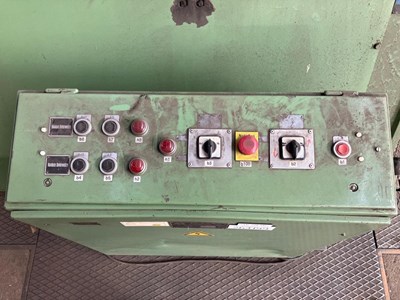 Los 3036 - 3-Walzen-Biegemaschine