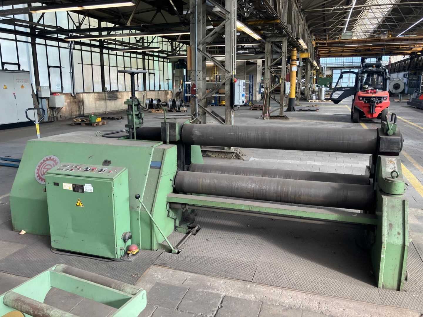 Los 3036 - 3-Walzen-Biegemaschine