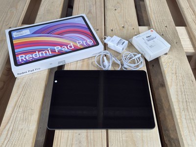 Los 231 - Tablet-PC + Ladegerät