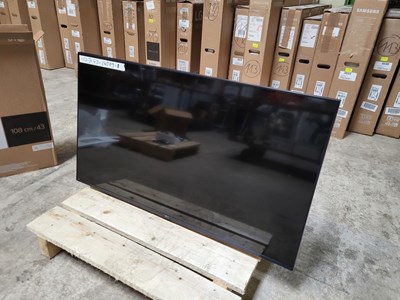 Los 228 - 43" UHD LED Fernseher