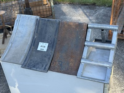 Los 136 - KFZ-Unterlegkeile (4x)