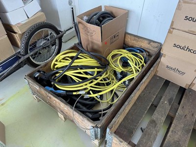 Los 78 - Posten Ladekabel für E-Autos