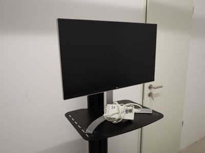 Los 53 - 27"-UHD-Monitor