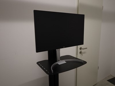 Los 82 - 27"-UHD-Monitor