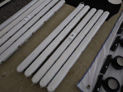 Los 90 - LED-Feuchtraumleuchten (5x)