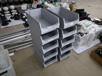 Los 610 - Kunststoffboxen (10x)