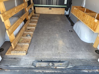 Los 1 - Transporter / Van