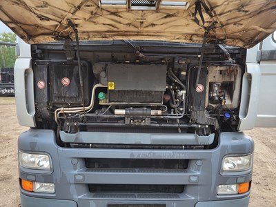 Los 24 - LKW mit Mittelladekran