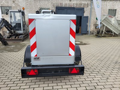 Los 26 - Notstromaggregat auf Einachsanhänger