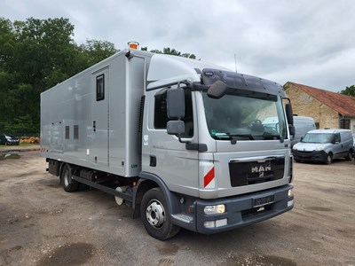 Los 38 - LKW mit Fräsrobotersystem