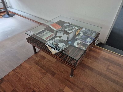 Los 4 - Couchtisch