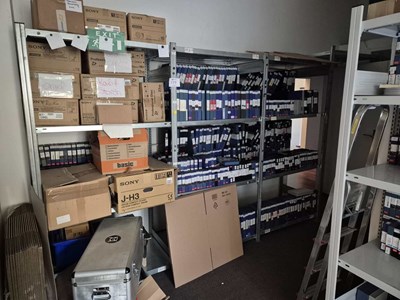Los 224 - Posten Metallsteckregale