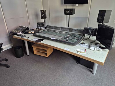Los 250 - Studiotisch