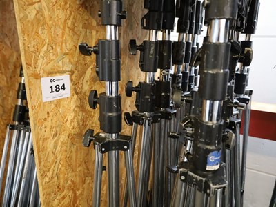 Los 184 - Stahlstativ Standard mit Rollen (16x)