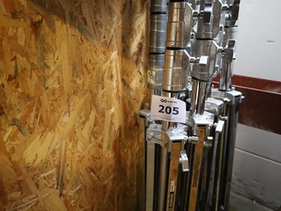 Los 205 - Stativ (7x)