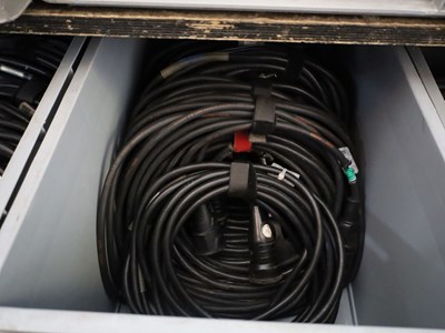 Los 306 - Posten Schuko-Verlängerungskabel