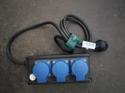 Los 317 - Schuko-Verteiler (7x)