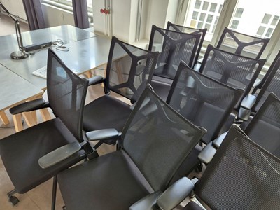 Los 75 - Bürodrehstühle (16x)