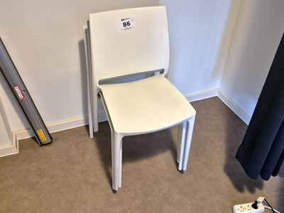 Los 86 - Stapelstühle (3x)