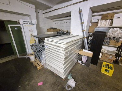 Los 499 - Posten Tische