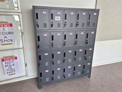 Los 524 - Schließfachschrank