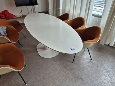 Los 455 - Konferenztisch