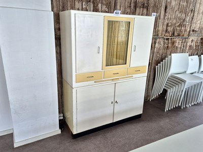 Los 663 - Küchenschrank