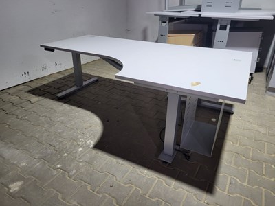 Los 9 - Schreibtisch
