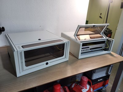 Los 34 - 19"-Netzwerkracks (2x)
