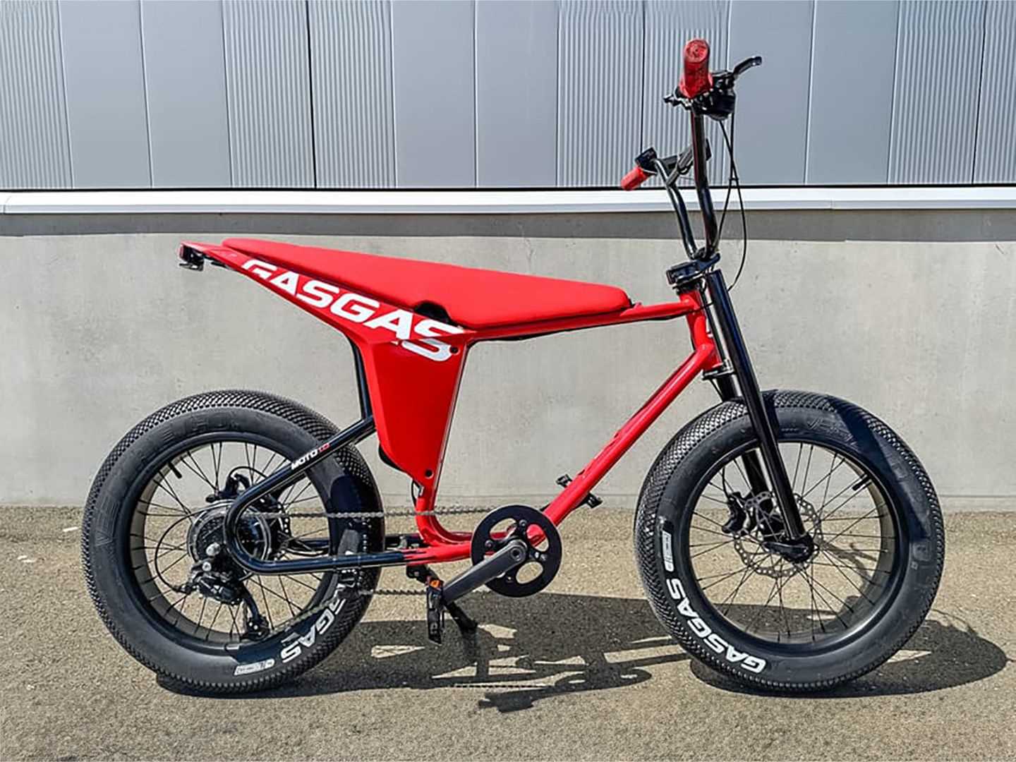 Los 98 - Elektro-Fahrrad / E-Urban Cruiser